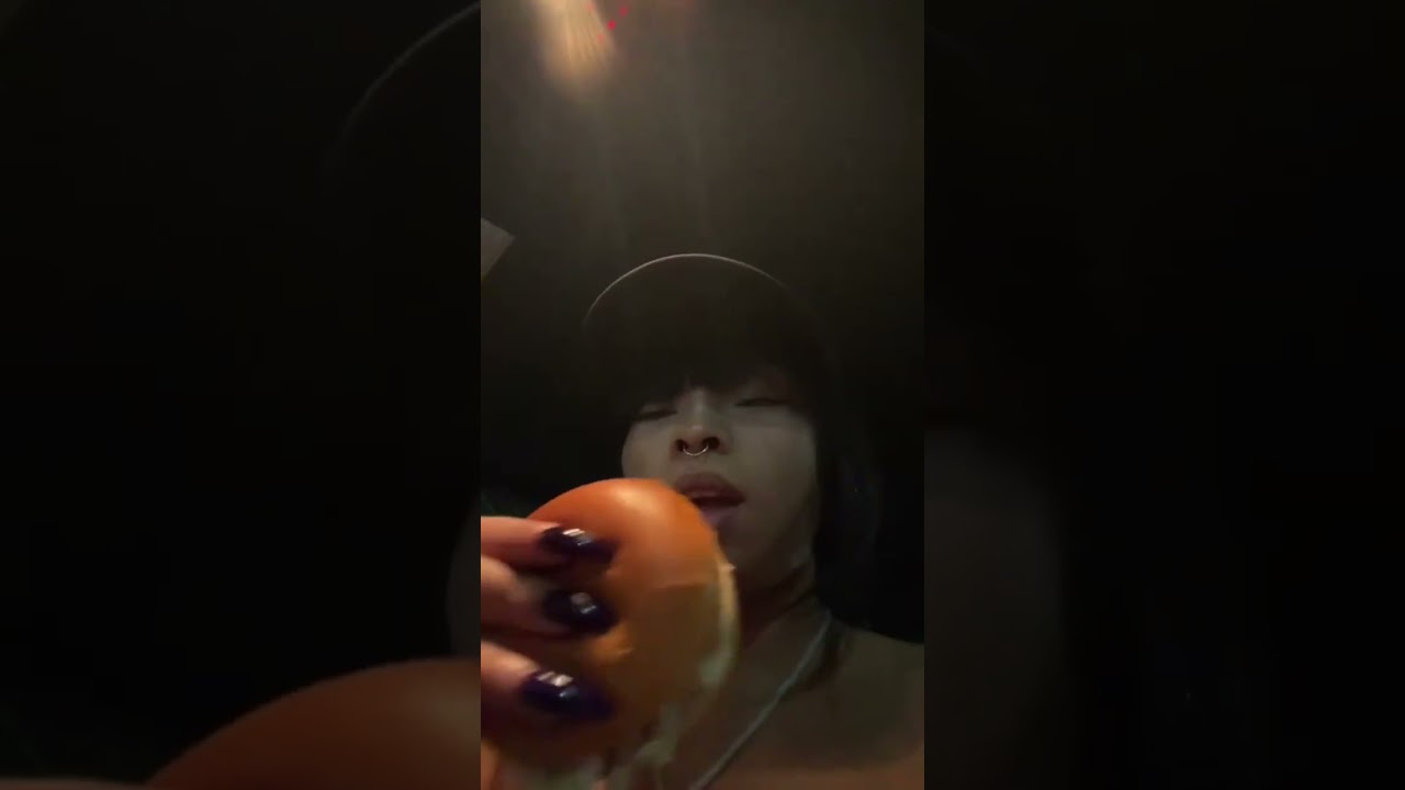FIRST TIME TRYING FILET O FISH FROM MCDONALDS