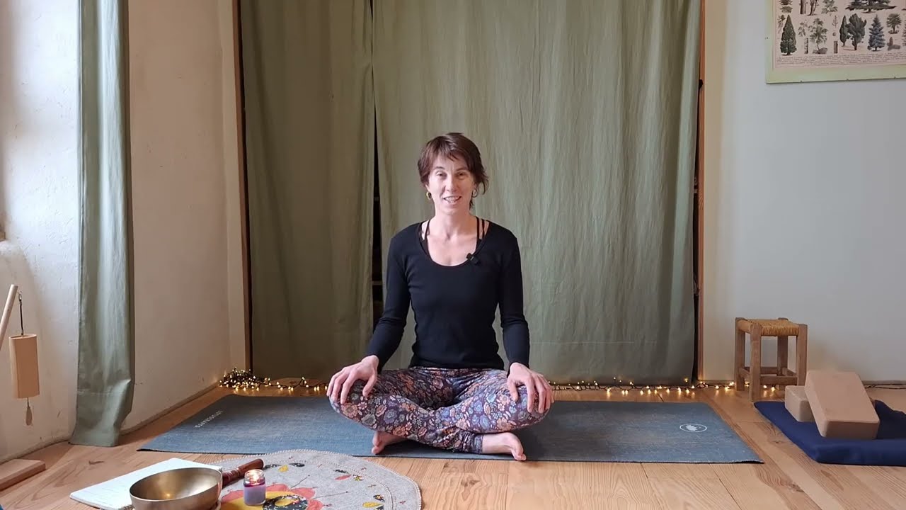 Séance Yoga endométriose : Détente et digestion - 25min