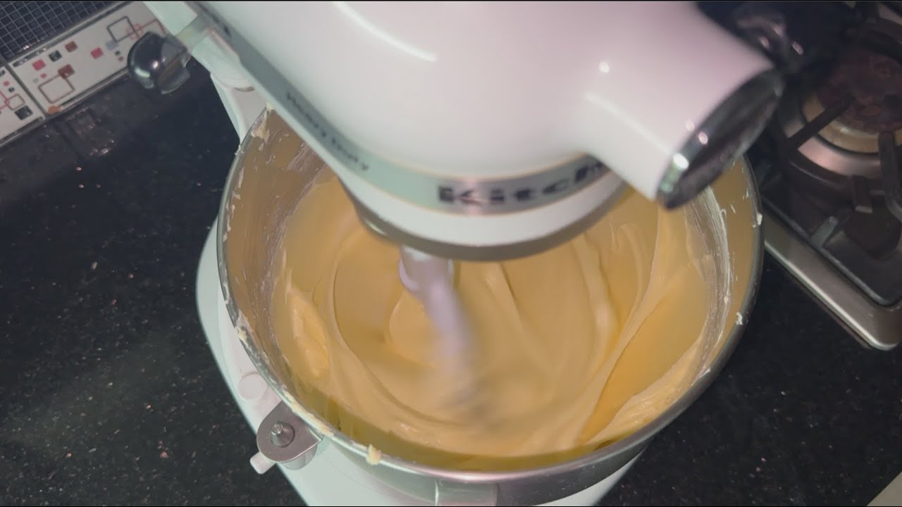 Making Cheesecake with KitchenAid K5SS / Pro 500 (KPM5, Heavy Duty 5 Qt) (Burnt Basque Cheesecake)