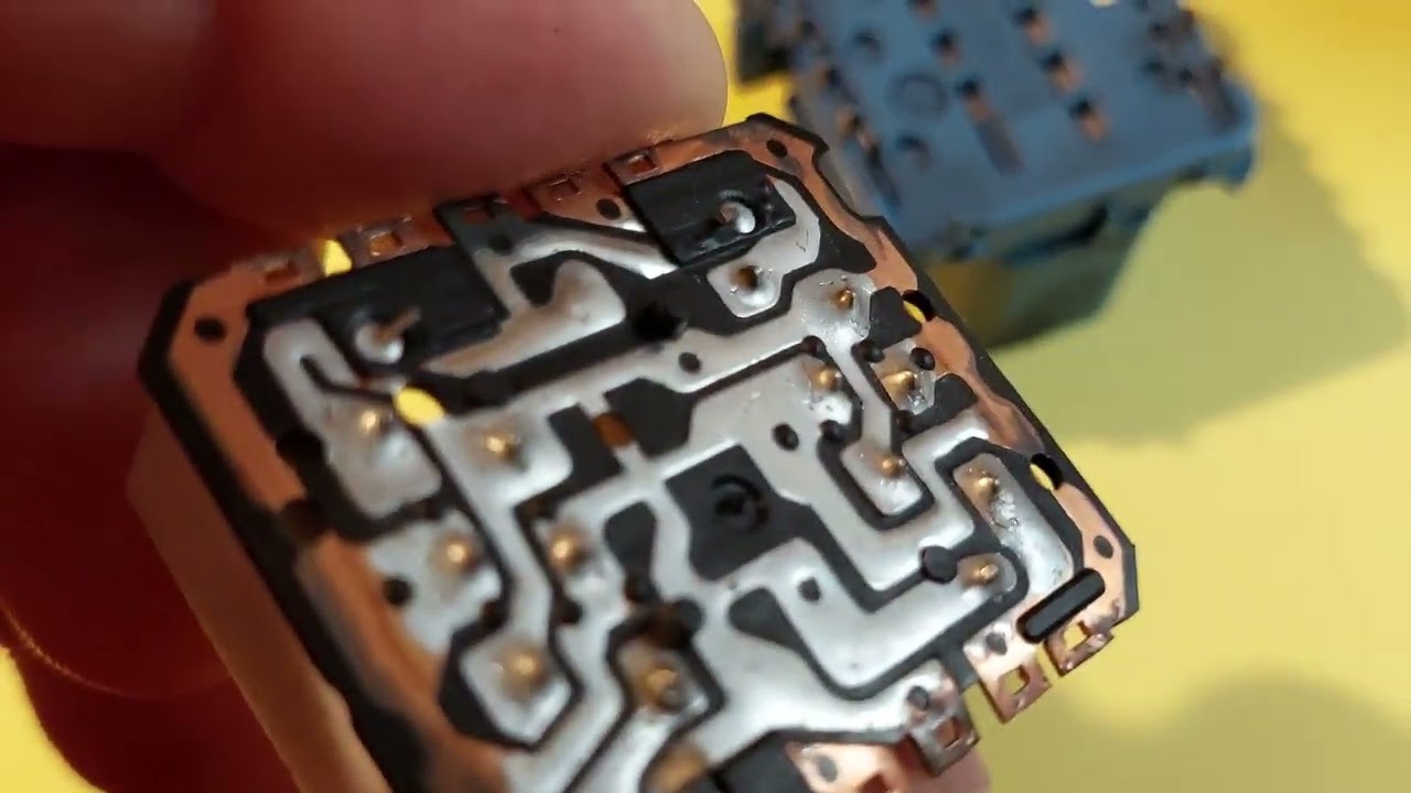 Renault scenic II Jak naprawić otwieranie szyb?