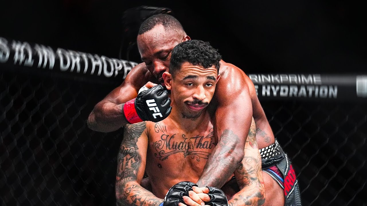 Самые памятные моменты UFC 2025 года
