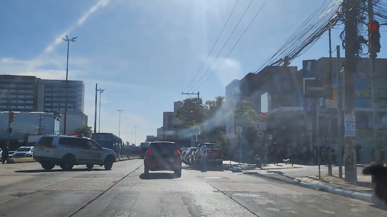 TRÂNSITO INTENSO NA GRANDE PORTO ALEGRE / RS