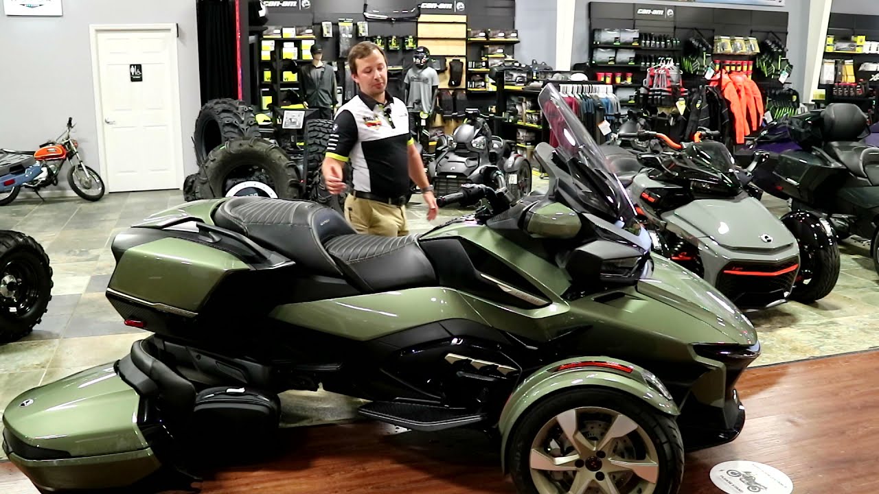 Check out the 2021 Can-Am Spyder RT Limited Sea-to-Sky!