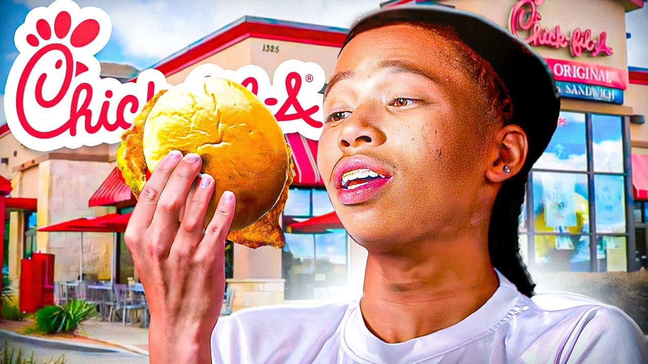 Ромелу пробует каждое блюдо из меню Chick-fil-a 😱