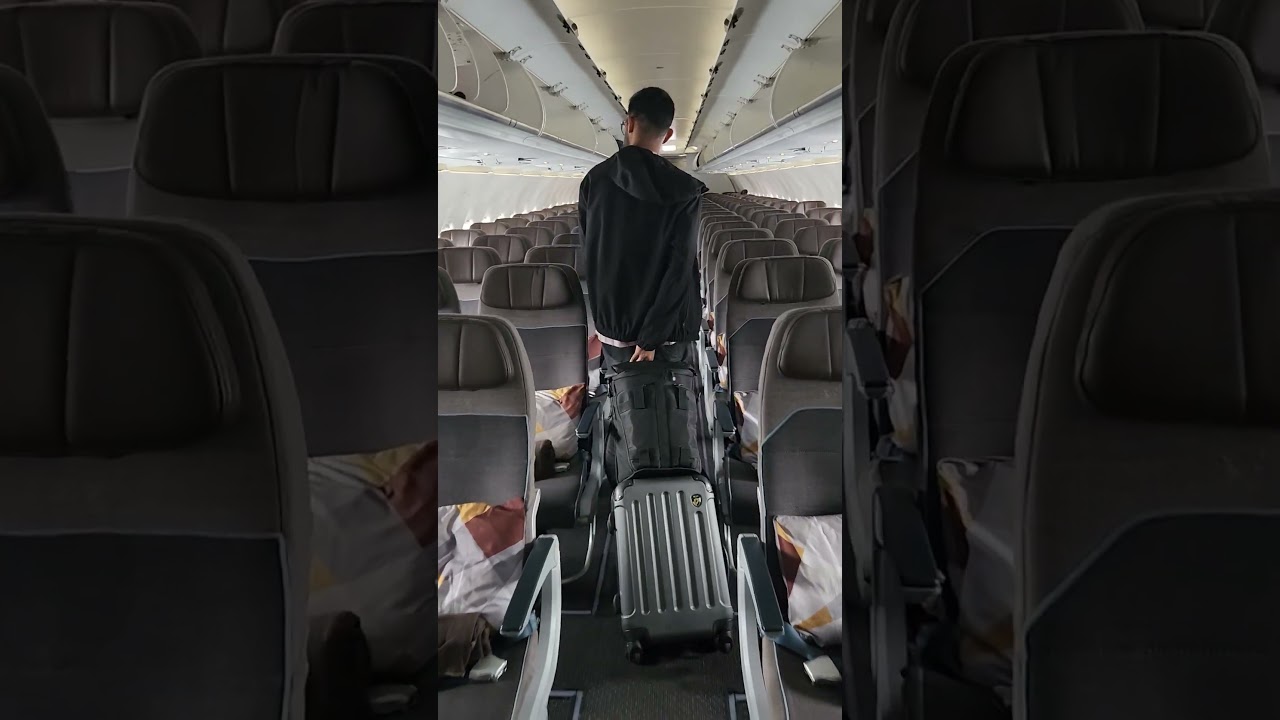 Boarding Etihad Airways Flight/A320/Kochi To Abudhabi 