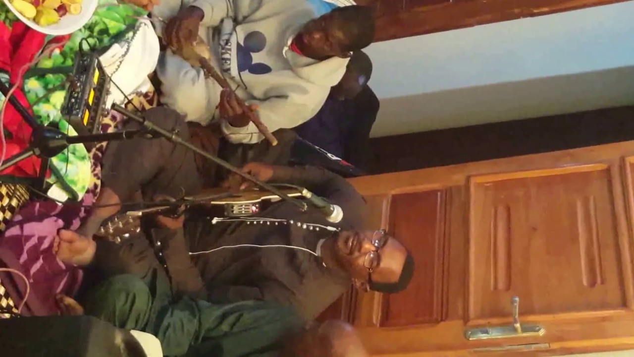 Abou Djouba Khirdé à Deny Guedji Chez Oumar Ba 1ere partie  DIVX Bonne qualité et grande taille