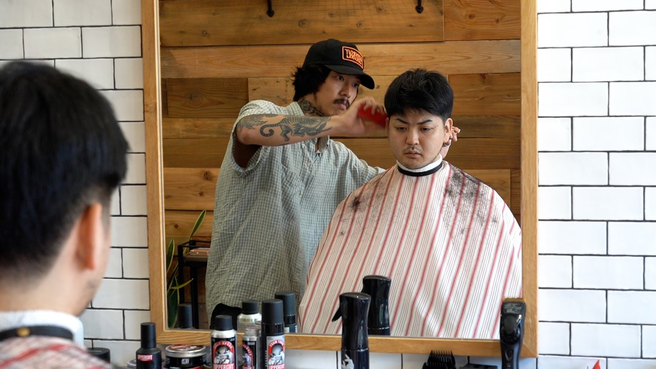 💈🇯🇵鎌倉の「BARBER SUNRIDE」が作るナチュラルフェードスタイル、クレイポマードのマットな艶感で自然な仕上がりに。