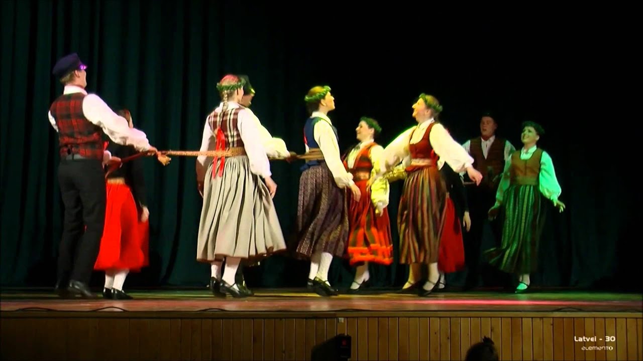 Nerejati, ciema suņi, deju kolektīvs 