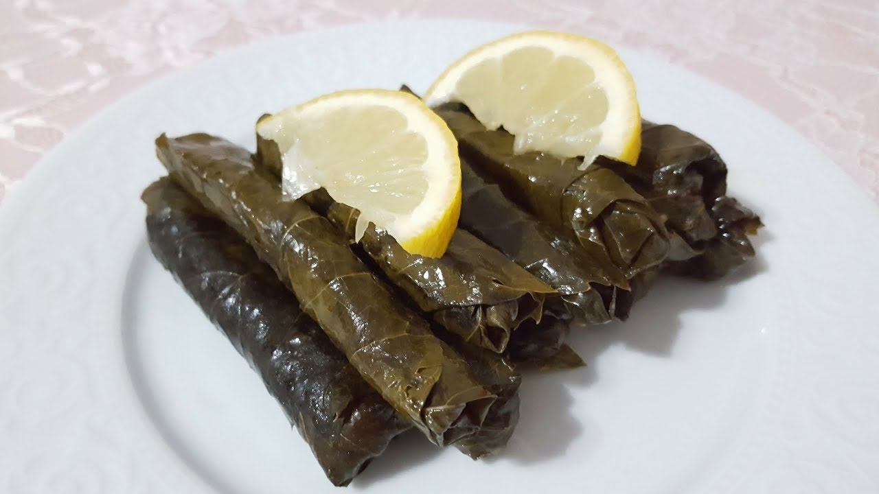 Yaprak Sarma Öğrenmeli Video ( The Raw Boy ve Stuffed Vine Leaves İçerir ) / Vegan
