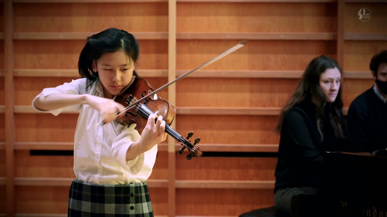 Sarasate Zapateado, Op.23, No.2 | Leia Zhu