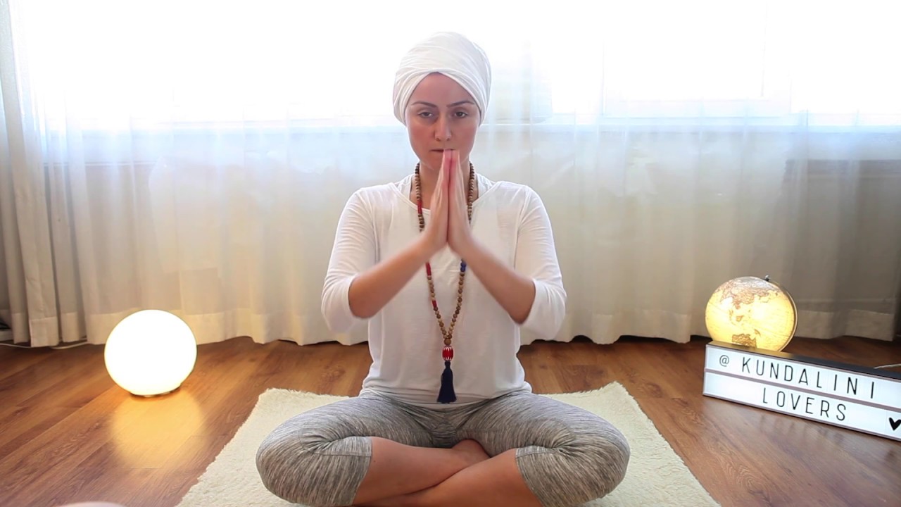 Kirtan Kriya Meditasyonu (Açıklamalı)