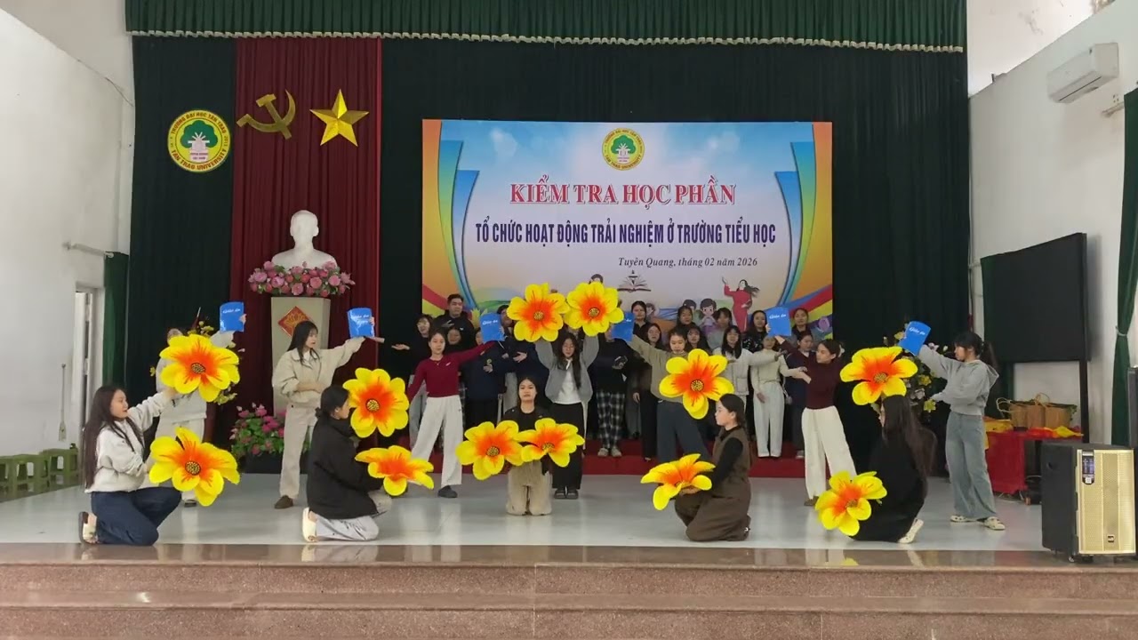 Lớp 5 chủ đề thầy cô và Mái trường