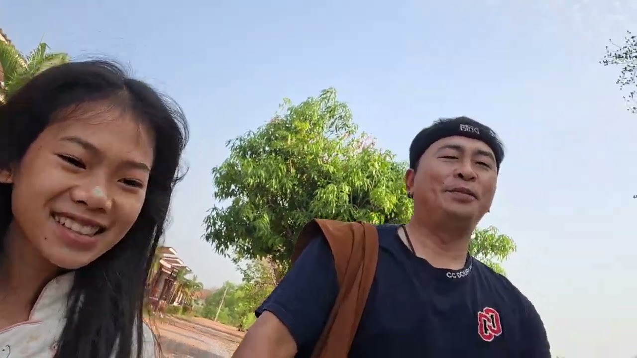 เลาะหาน้ำฮ้อนต้มหมี่กับธิดาลาว#บ้านศรีวิไล #เคศรีวิไล #ธิดาลาวศรีวิไล #ศิษย์พี่ 