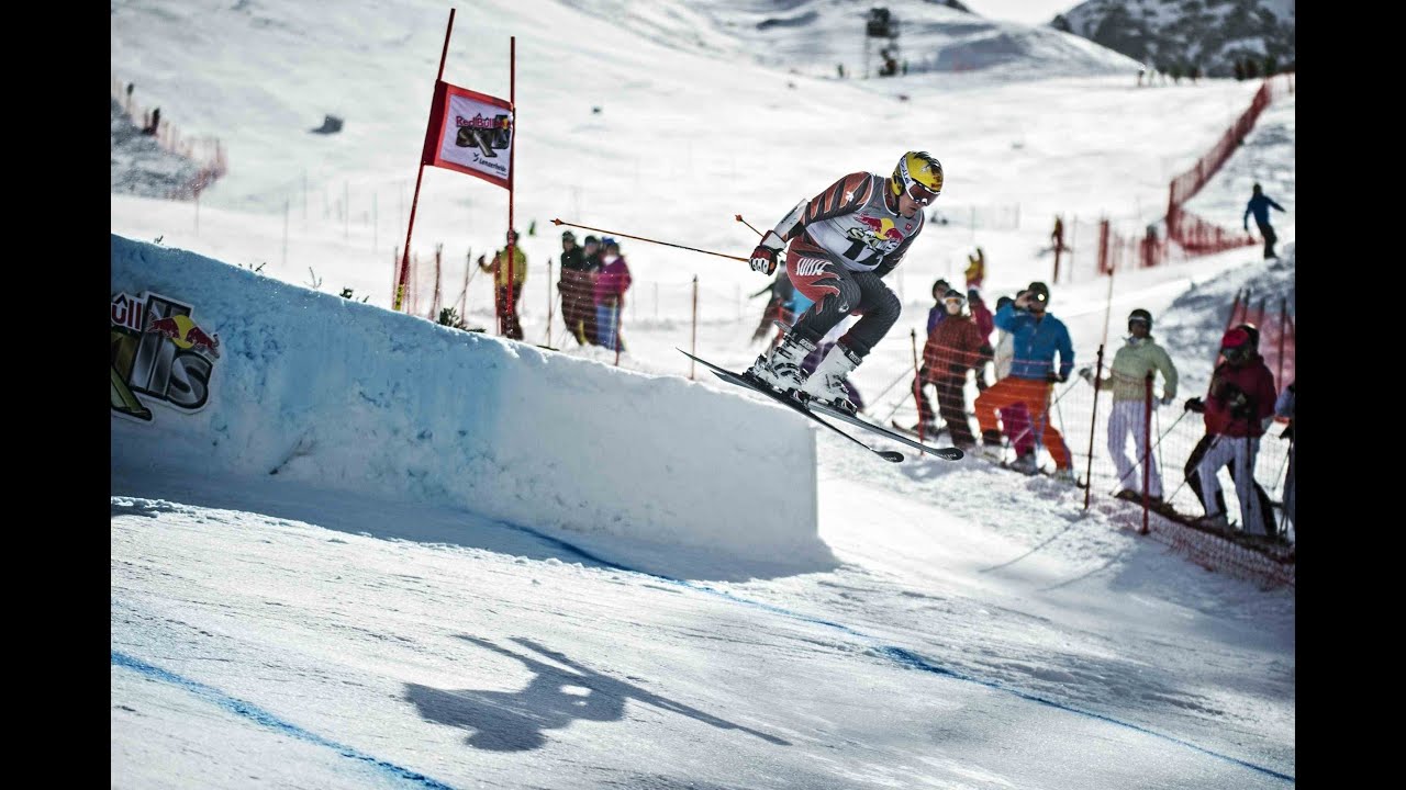 High speed alpine ski competition - Red Bull Skills