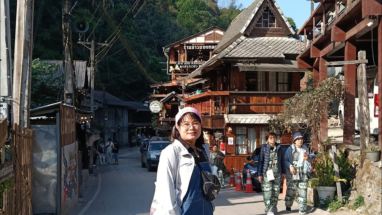 ချင်းမိုင်ရောက်ရင် သွားလည်သင့်တဲ့တောင်ပေါ်ရွာမှာဘာရှိလဲဆိုတာတစ်ယောက်တည်းသွားကြည့်မယ်/Solo trip/vlog