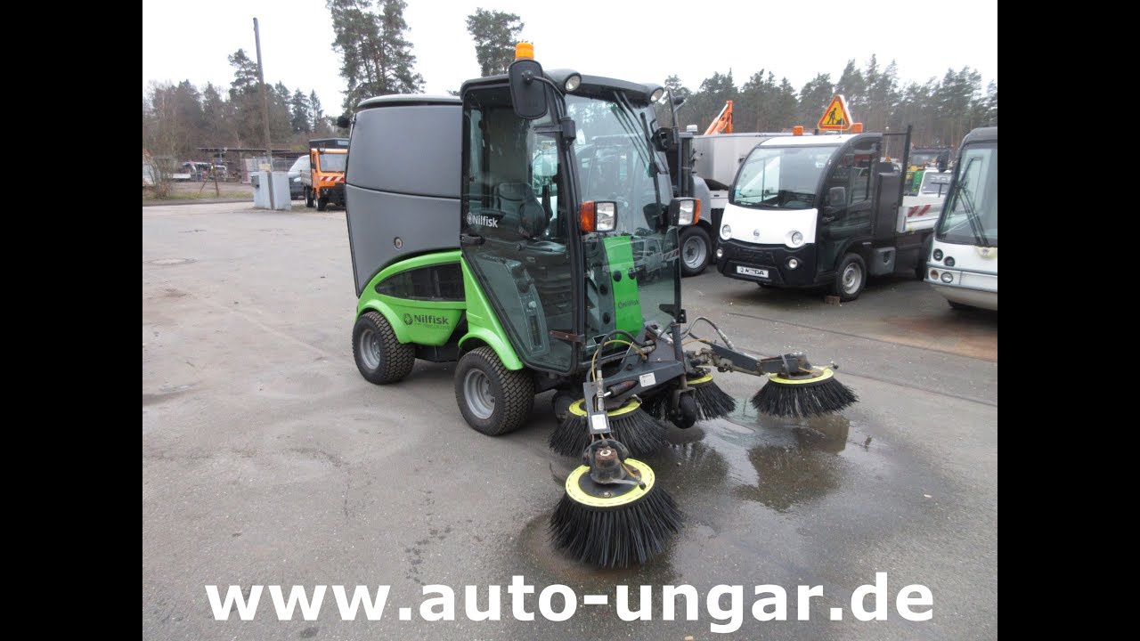 Nilfisk CR 2250 Egholm Bj. 2015 Kehrmaschine 4x4 Perkins Diesel Knicklenkung  www.auto-ungar.de
