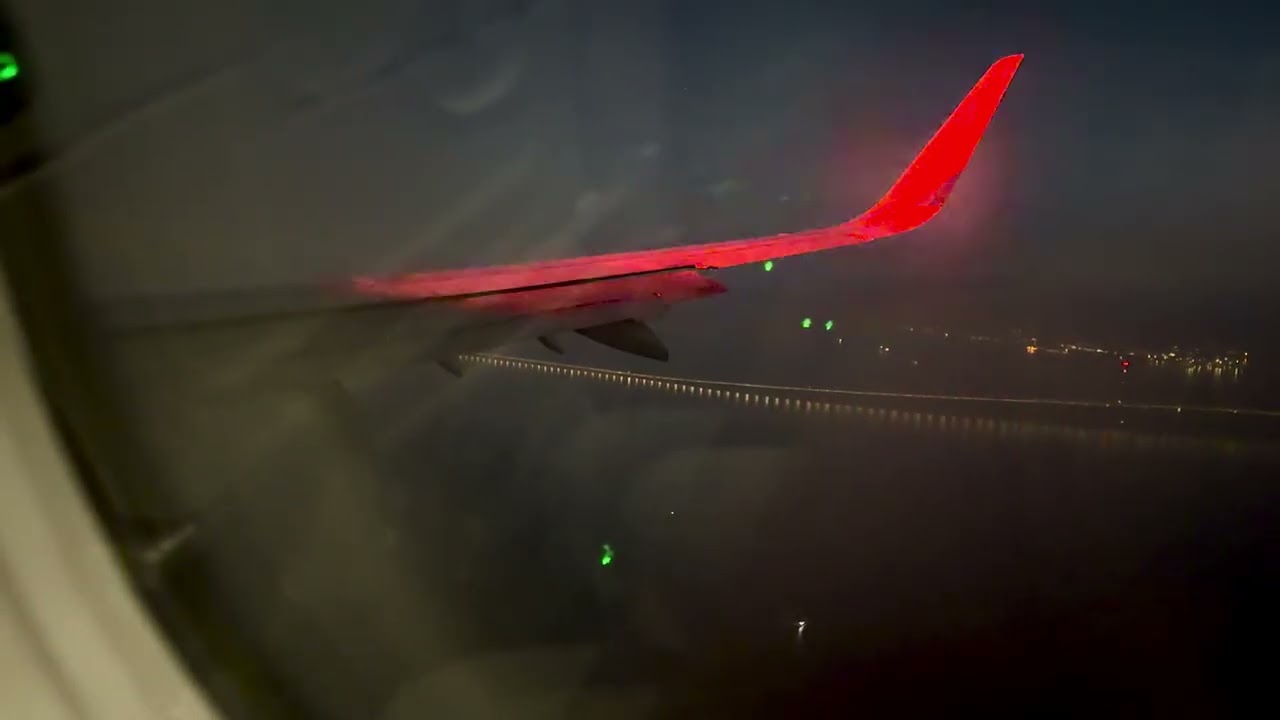 Asiana Airlines Airbus A321neo [HL8582] landing in Seoul Incheon International Airport