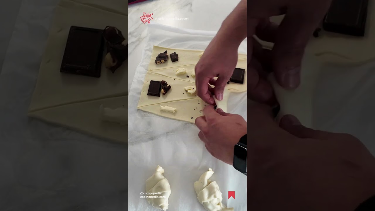 🥐 Cruasanes expr&eacute;s rellenos de chocolate 🍫