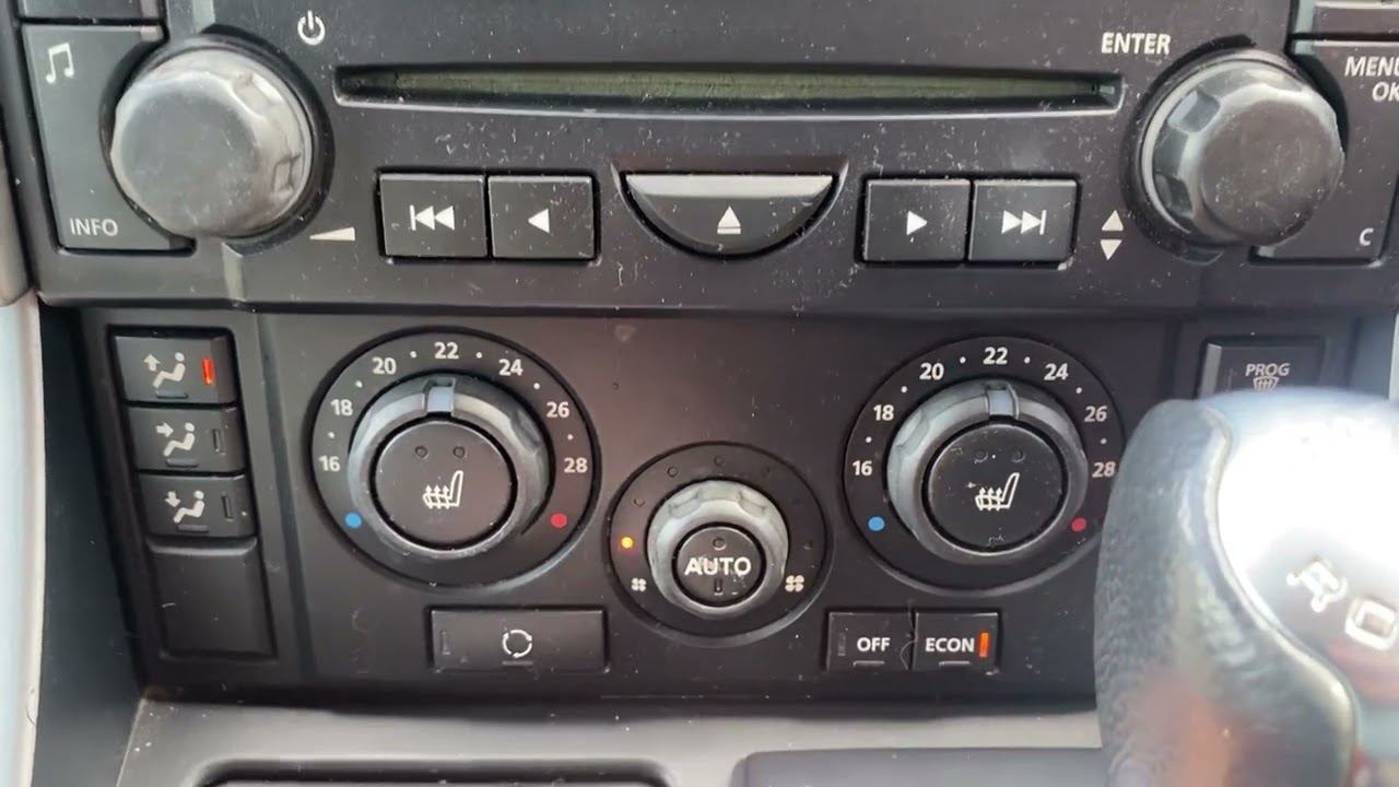 Range Rover sport HSE. 2007. Dual heating controls, heated seats and vents.