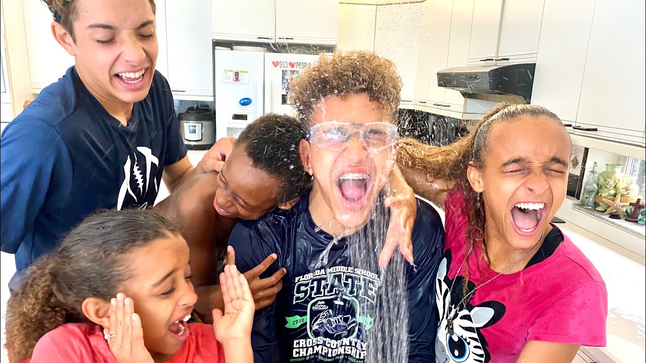Slay It, DON'T Spray It! HILARIOUS Family Challenge