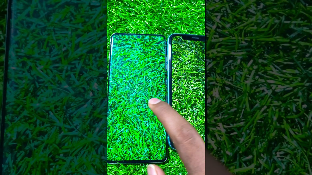 Samsung Galaxy S20 Plus 5G vs i Phone 11 4G❗️Display Review❓#trending #cameratest #shortsvideo
