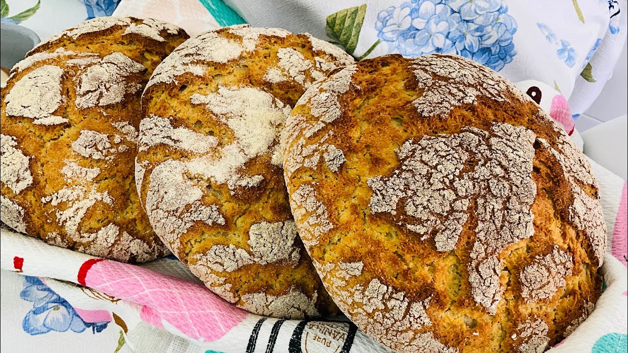 Pãozinho de Milho fiz de Maneira diferente e Cavala Frita com Cebolada foi de comer e chorar……