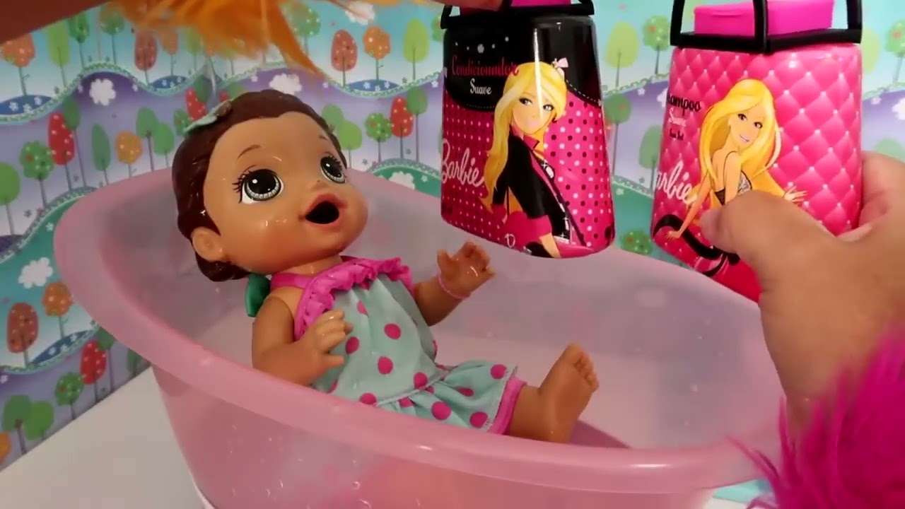 BEBÊ COM FEBRE DOR DE CABEÇA E DOR DE GARGANTA BABY ALIVE AMANDINHA ROTINA COMPLETA 1