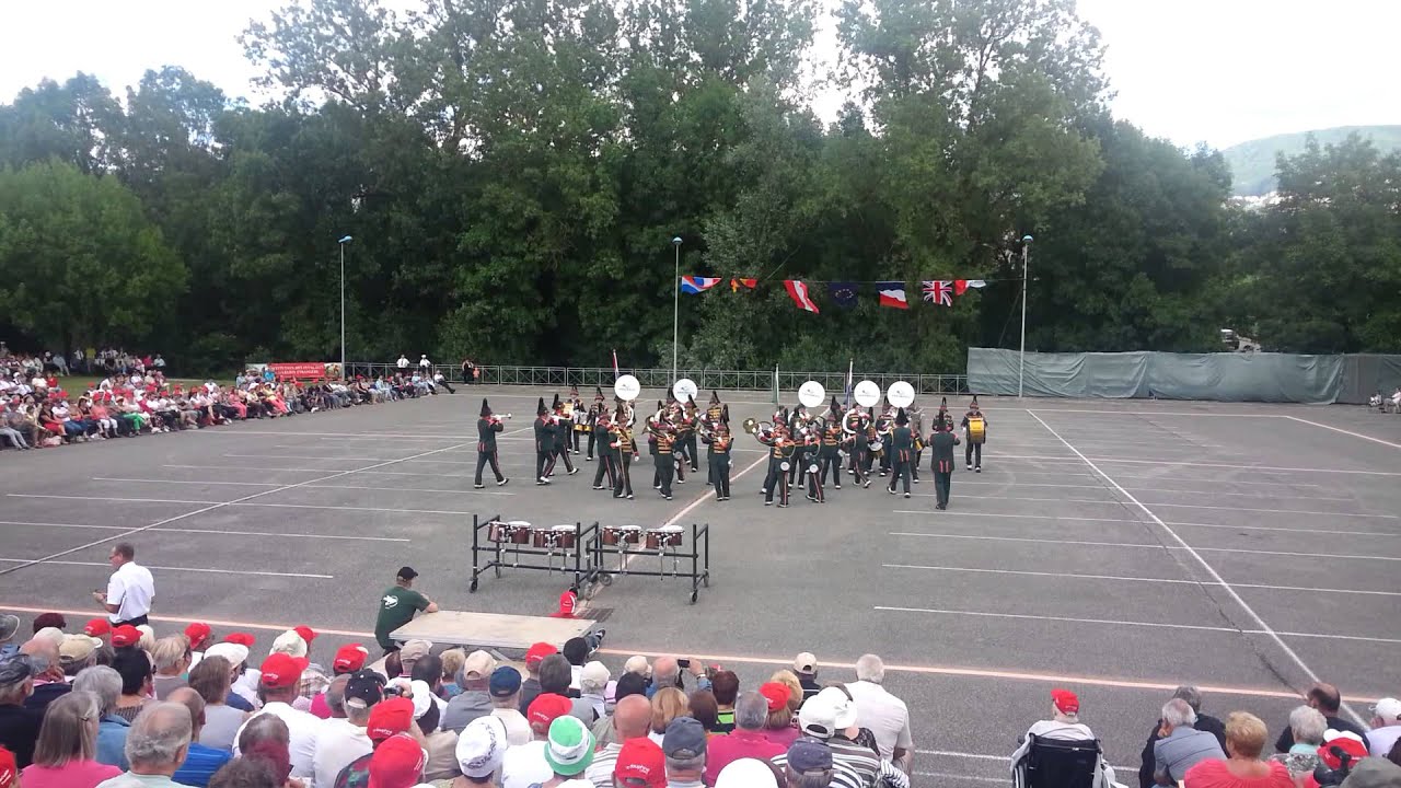 Jachthoorn & Trompetterkorps Edelweiss - Taptoe Porcieu (Fr) 29-06-2014 Show