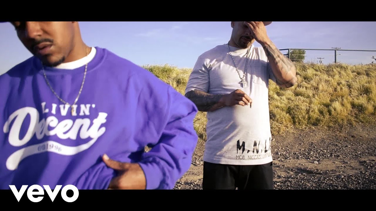 Young Doe - Mobbin ft. Hawk Man, Lil Blood