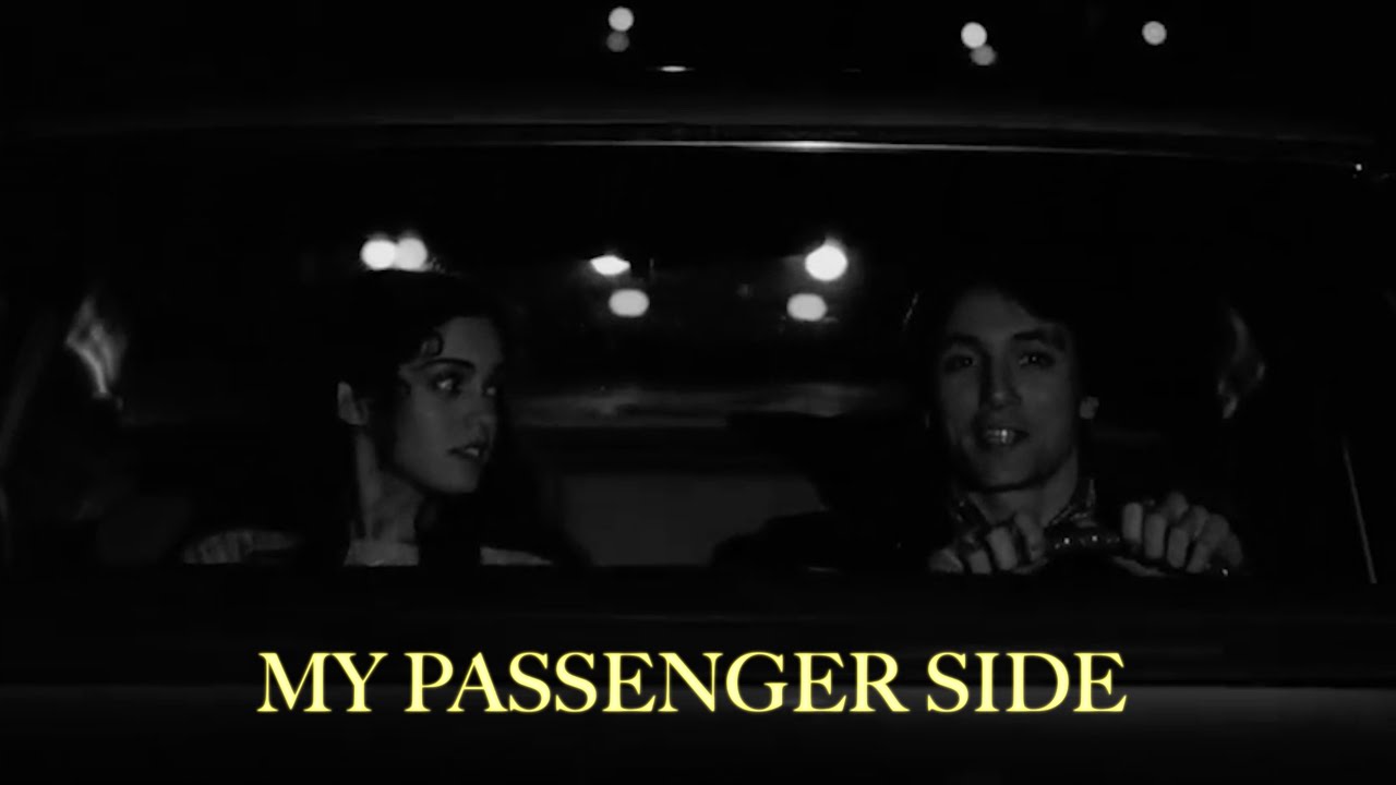 VOIL&Agrave; - Get A Room (with Megan Cromwell) (Official Lyric Video)