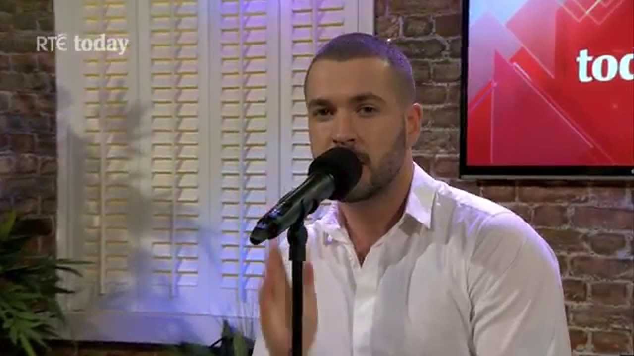 Shayne Ward Sings 'My Heart Would Take You Back' On RTÉs Today Show