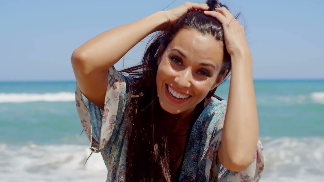 MAMZEL - BRĄZOWE OCZY AGNIESZKI 2022