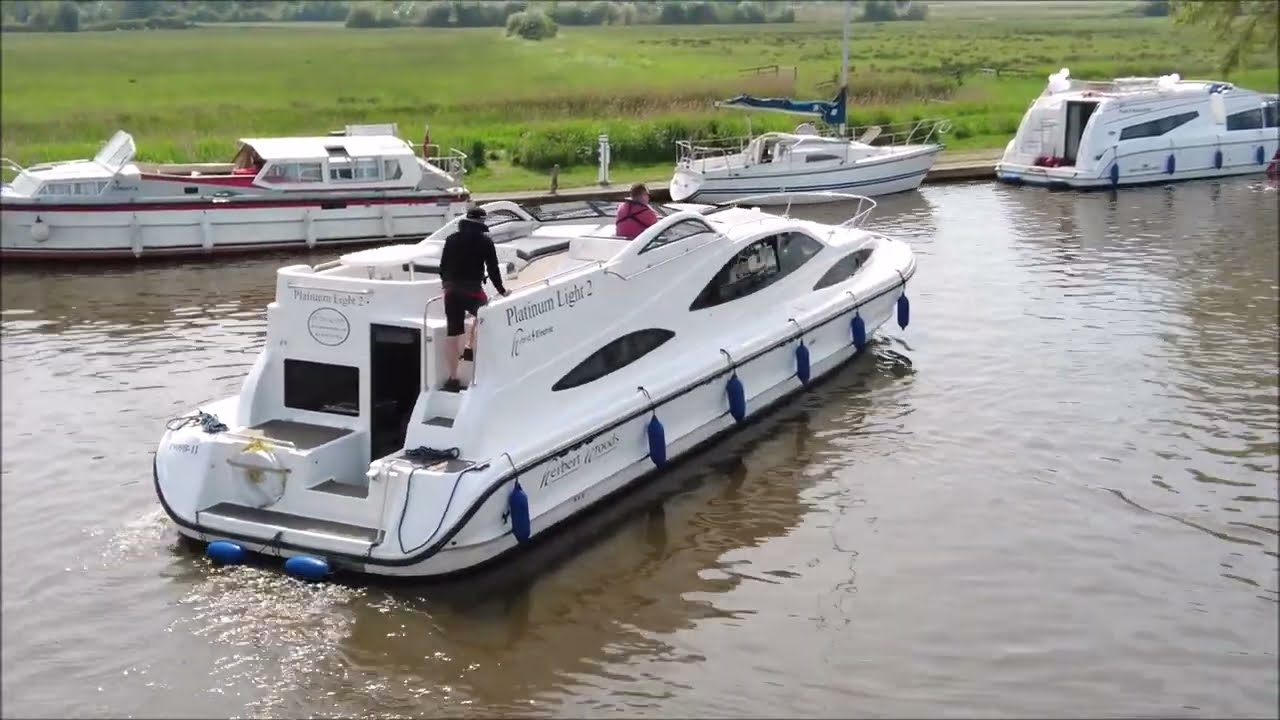 Potter Heigham River & Passing Boats