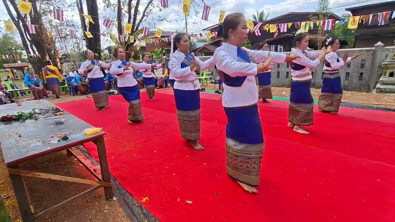 เพลงอีสานลำเพลิน