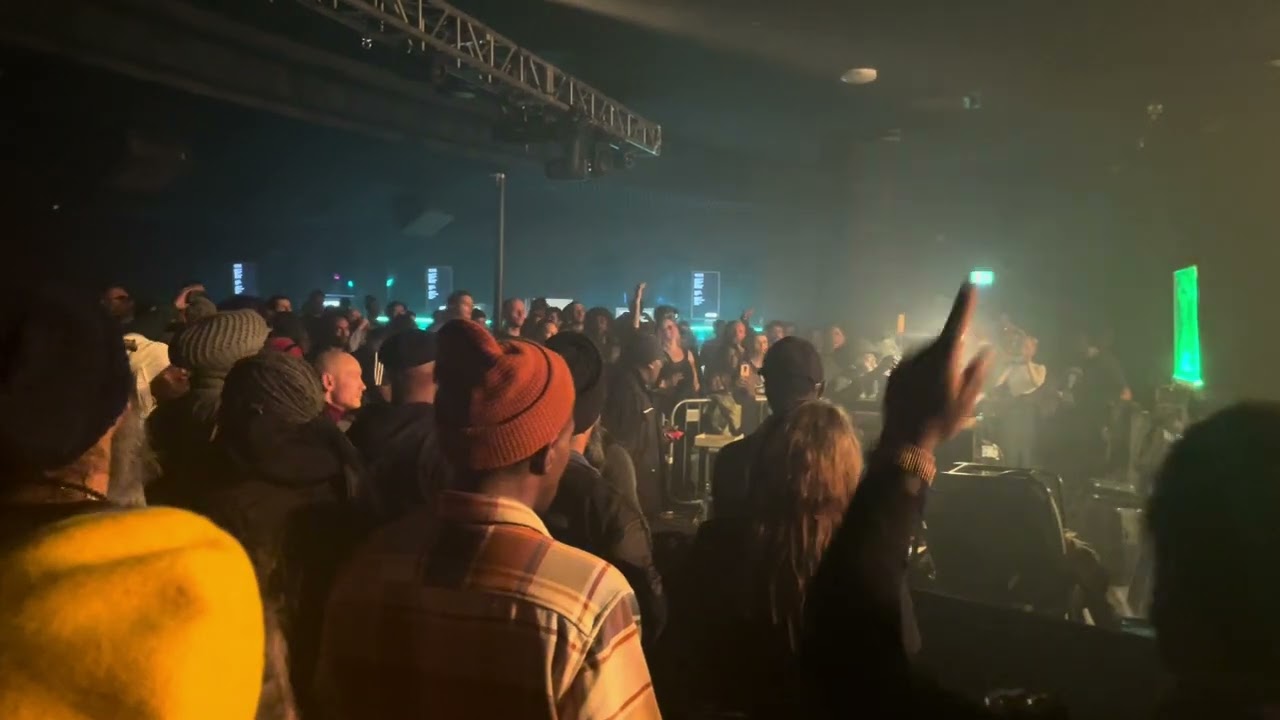 Aba Shanti-I playing Melodic ‘Benji-Style’ 90s Dubplate @ EartH 30/12/23