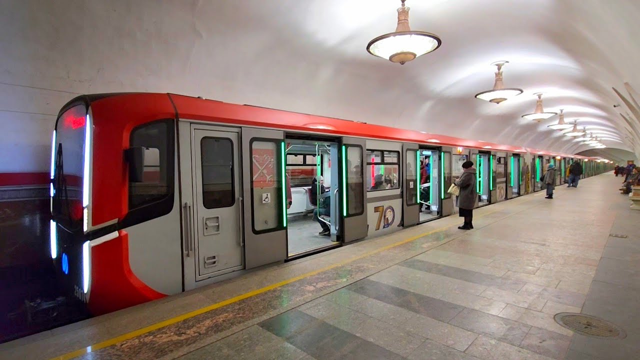 Метропоезд 