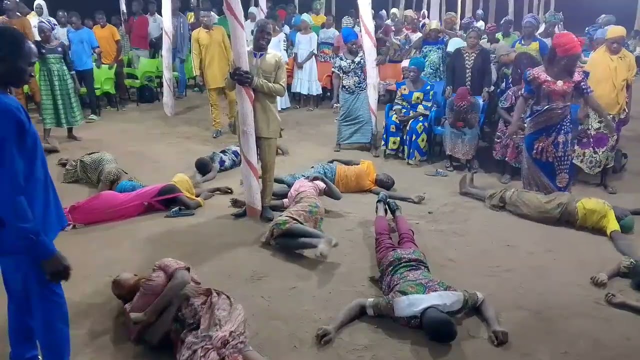 EVG Moïse Vivien A. ALIHERI 💥 délivrance au camp de prière Jésus est la délivrance de Hèzoudè 🔥🔥🔥