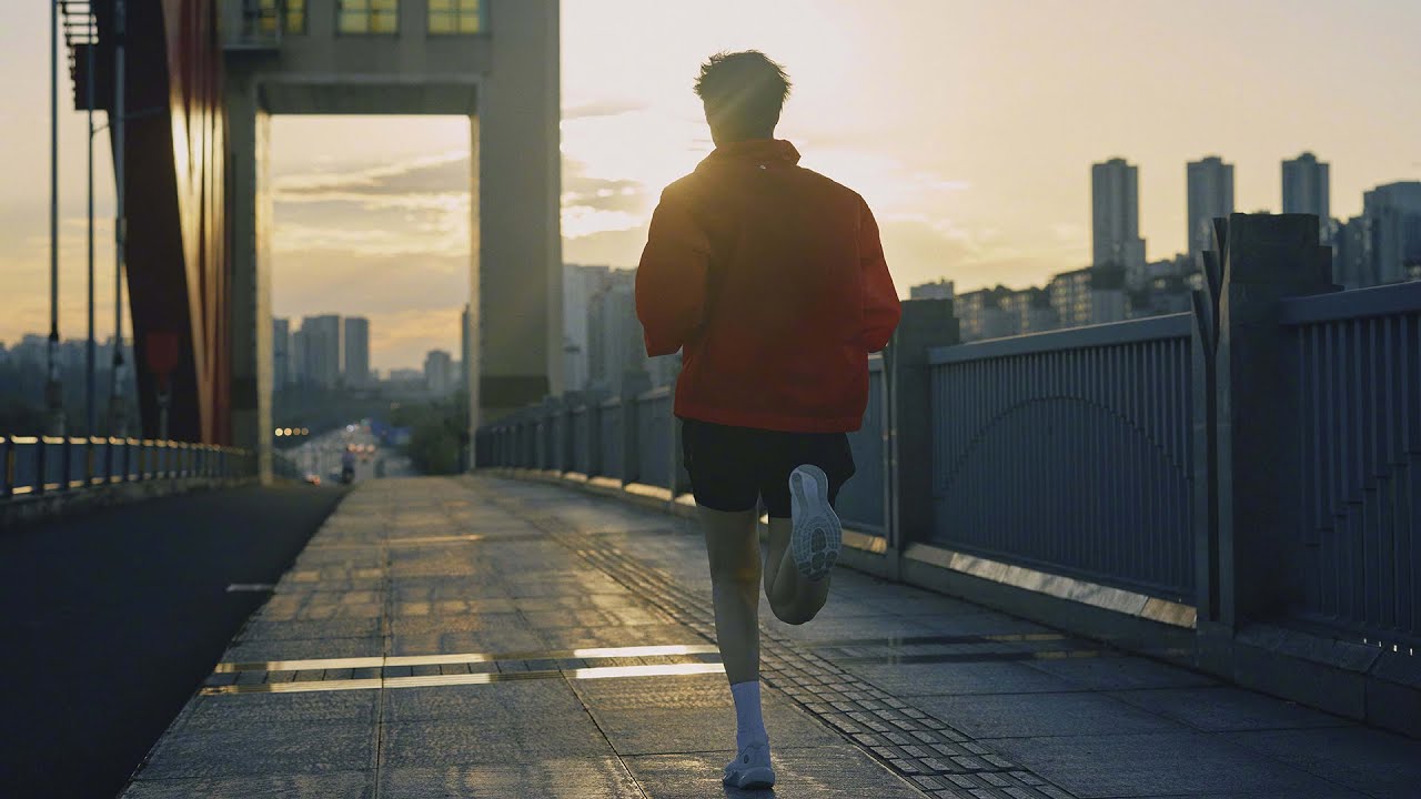 250914【官方】李宇春《素人》MV | Chris Lee Li YuChun