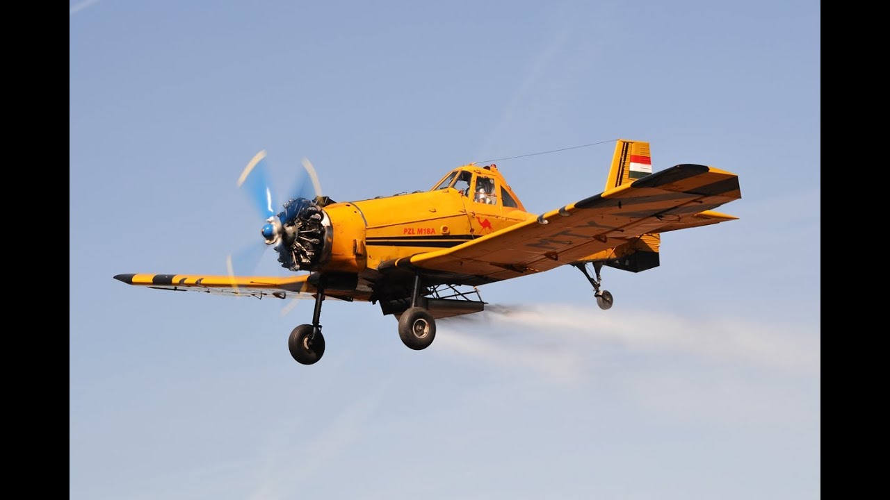 PZL-Mielec M18 Dromader fertilizer flight near Mezőhegyes, Hungary