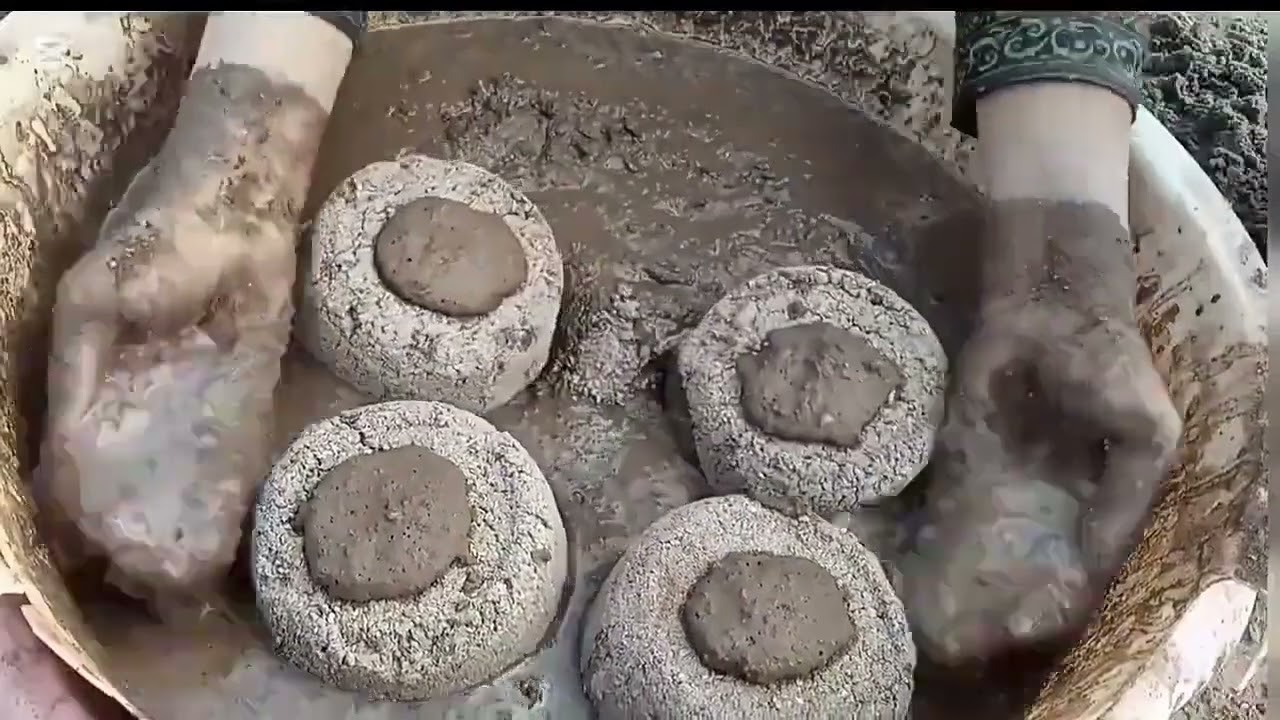 ASMR|| Dusty crunchy textures water crumbling #satisfying #asmrtriggers #asmrvideos #oddlysatisfying