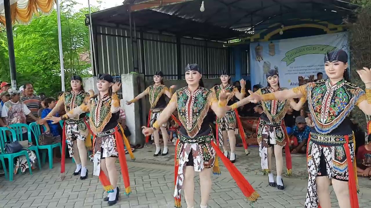 Bertabur bintang !! Jathil topnya ponorogo cantik handalan..