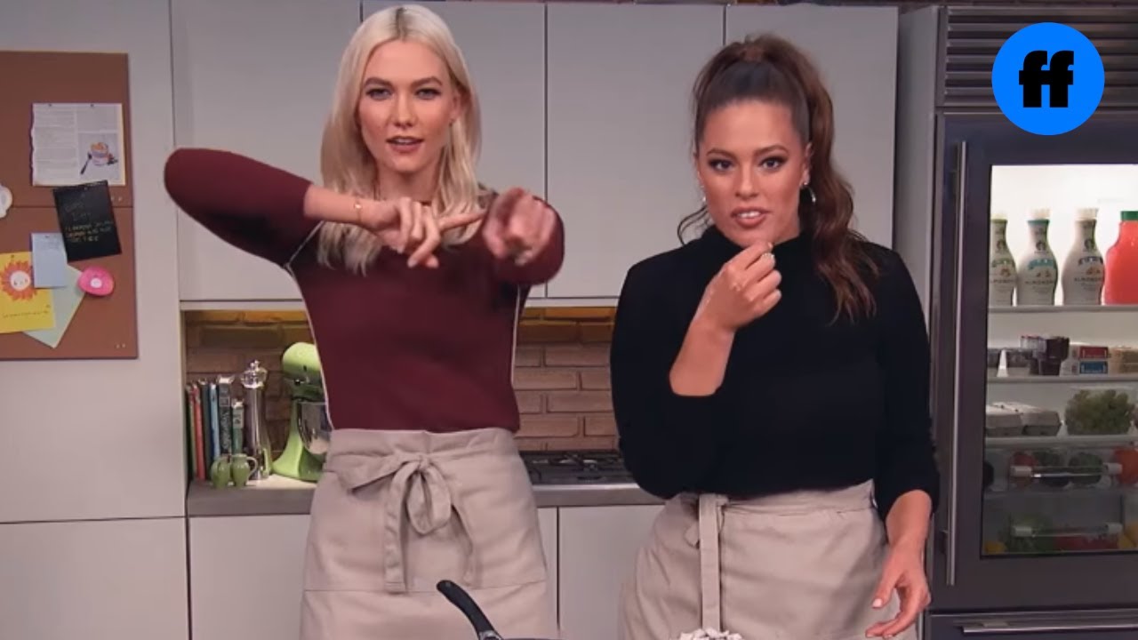 Ashley Graham & Karlie Kloss Cook 