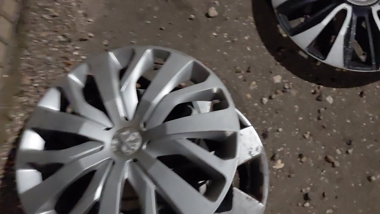 11 in 1 Hubcap Finds! 