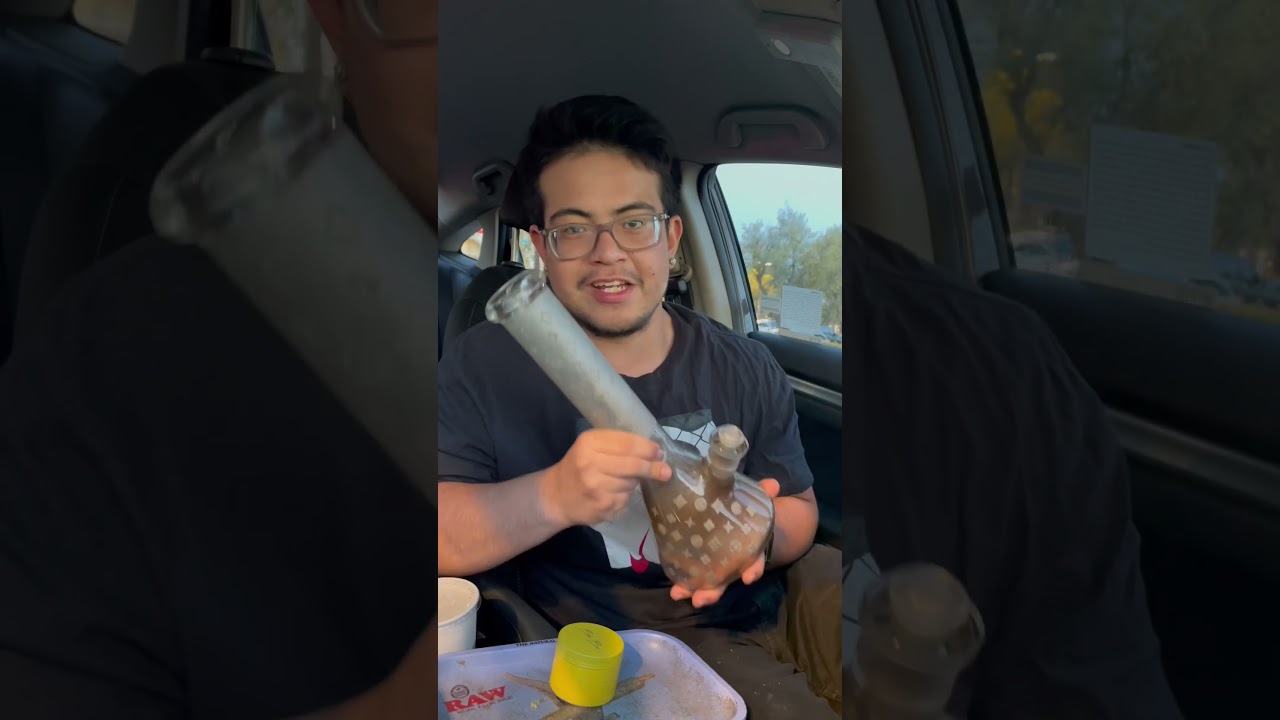 How to hit the water pipe 🍃🫧 #zaza #faded #howto #highlife #maryjane