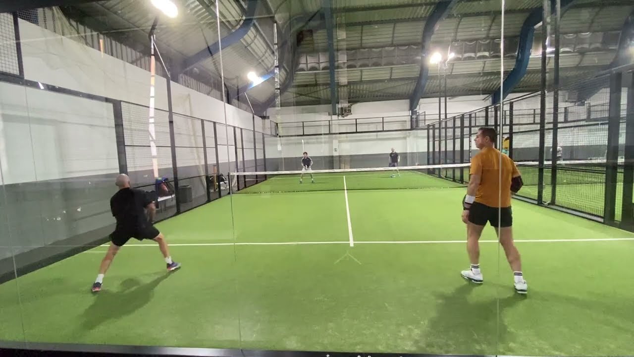 🎾 Partita padel Match al cardiopalma tra Giulio & Simone contro Gianluca & Alberto! 🎾