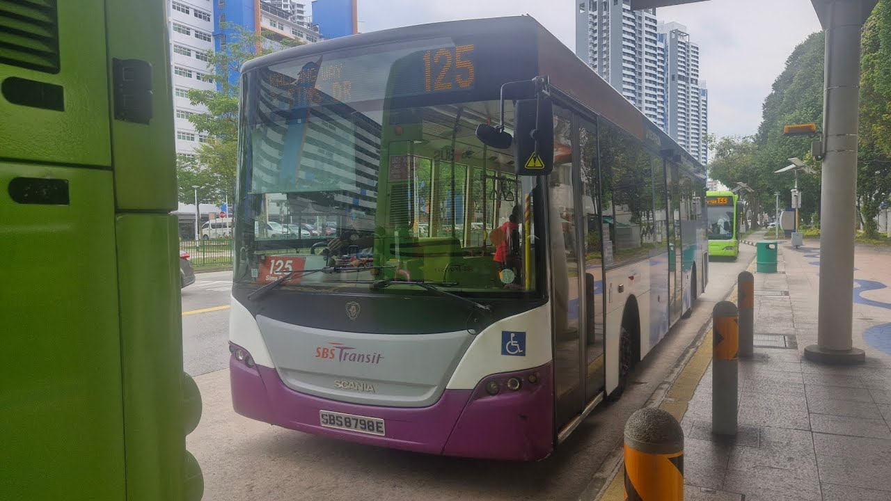 SBS Transit Bus Service 125 Scania K230UB Euro V Batch 1 SBS8798E 