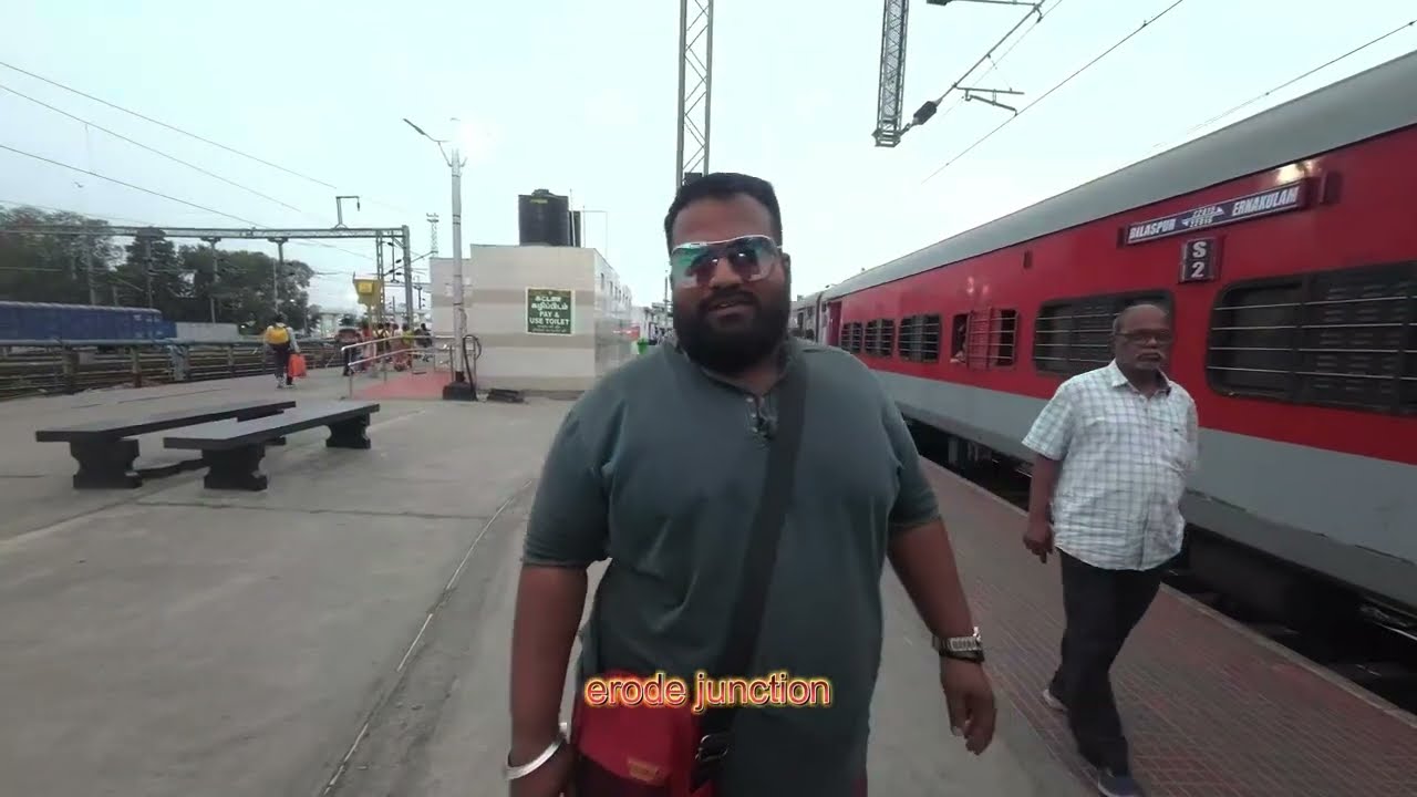 Erode jn to ernakulam#ytshorts #youtuber #travel #train #sort #vairelsort #ytstudio