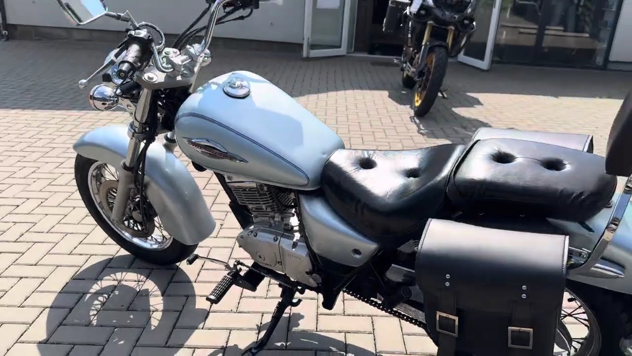 Suzuki Marauder 125