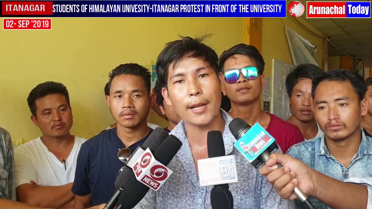 Students of Himalayan University-Itanagar protest against 'Degree on Sale' controversy
