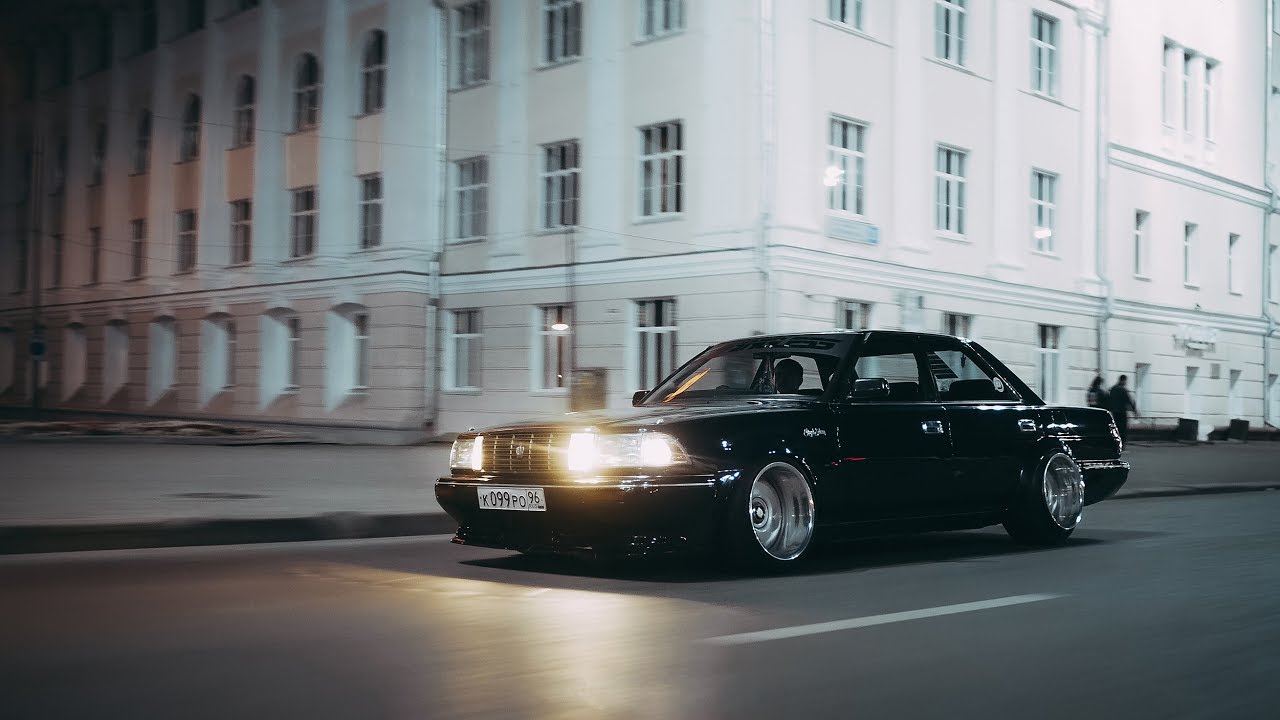 Crown of night(wide static toyota crown)